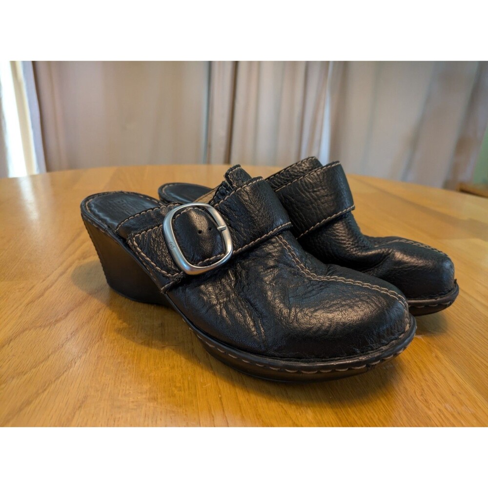 Born Black Pebbled Leather Boho Mule Clogs Silver Buckle Slide Size 8M/39